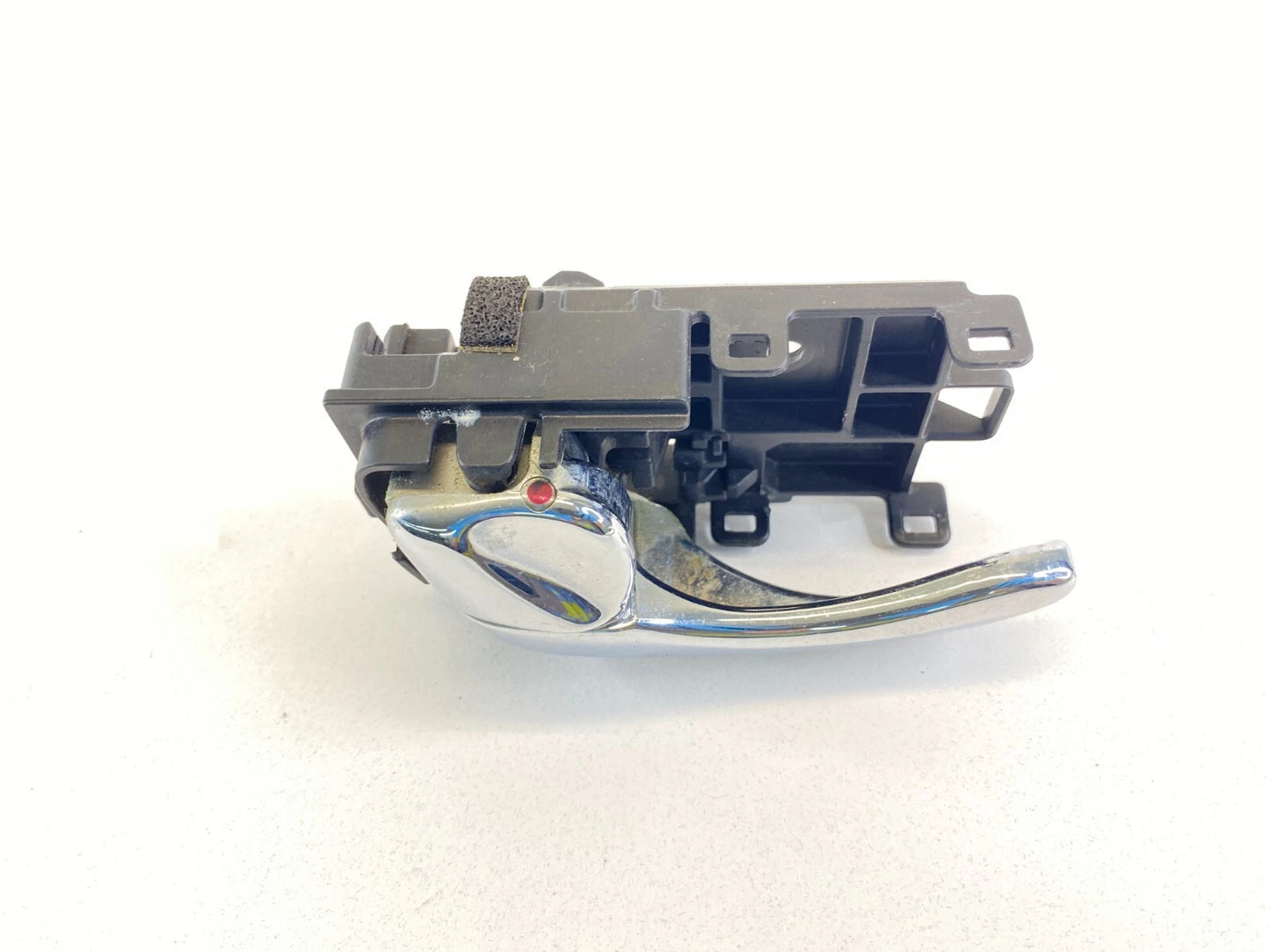 2000 2001 2002 2003 NISSAN MAXIMA REAR LEFT SIDE INTERIOR DOOR HANDLE OEM