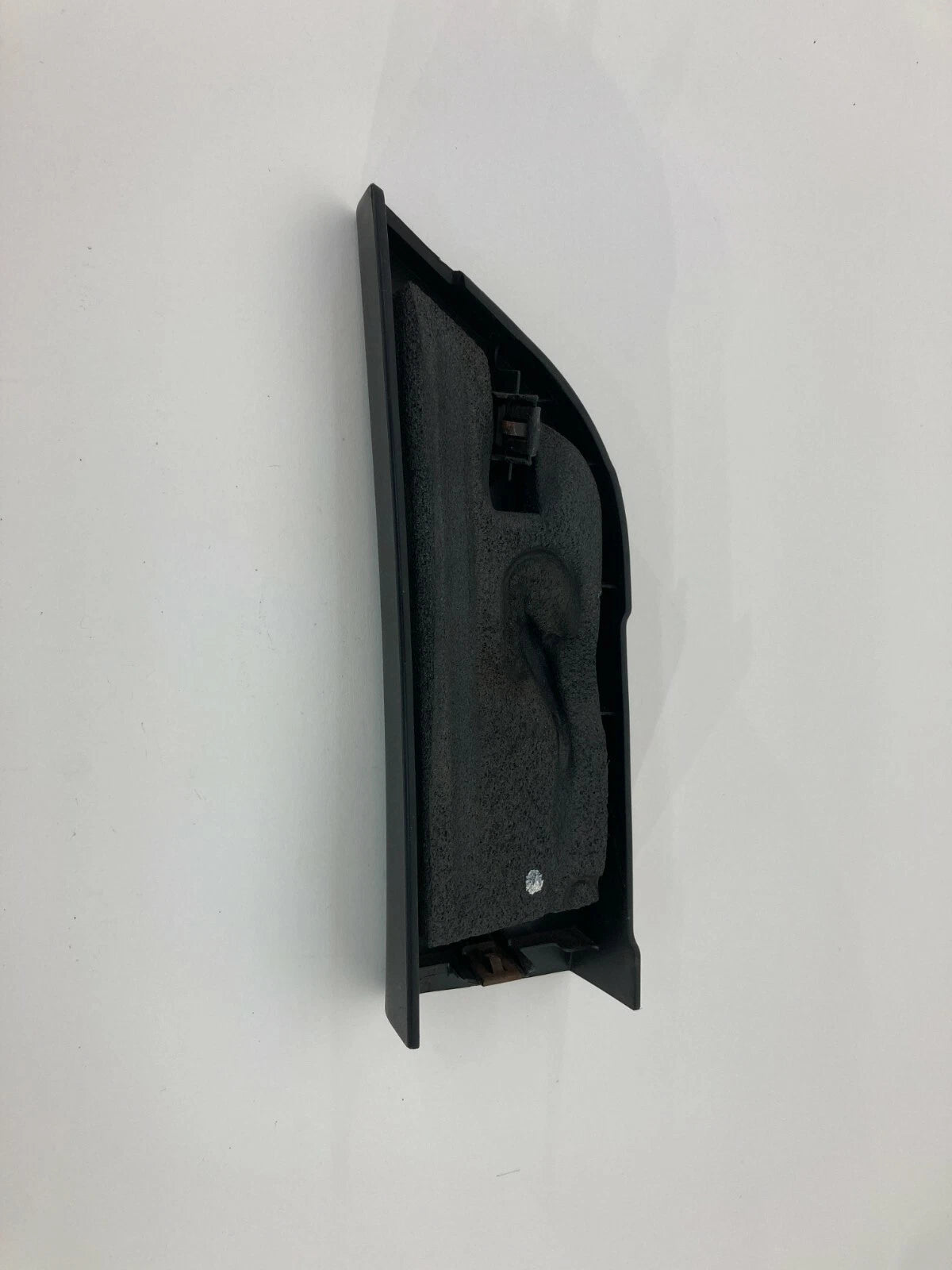 2009-2014 VOLKSWAGEN ROUTAN RIGHT PASSENGER SIDE INNER MIRROR BOLT COVER TRIM