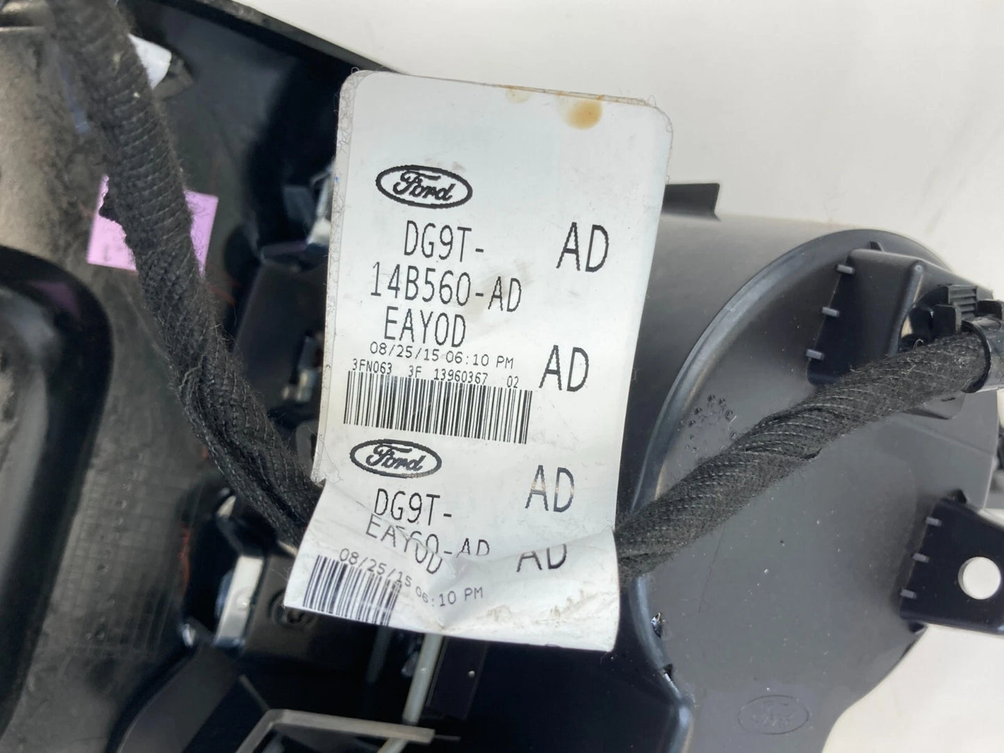 2013-2016 FORD FUSION FRONT CONSOLE DUAL DRINK CUP HOLDER DG9T-14B560-AD OEM