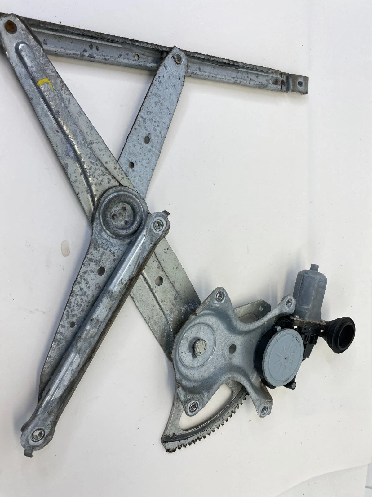 2007-2017 TOYOTA CAMRY FRONT LEFT SIDE DOOR POWER WINDOW MOTOR 85720-AE010