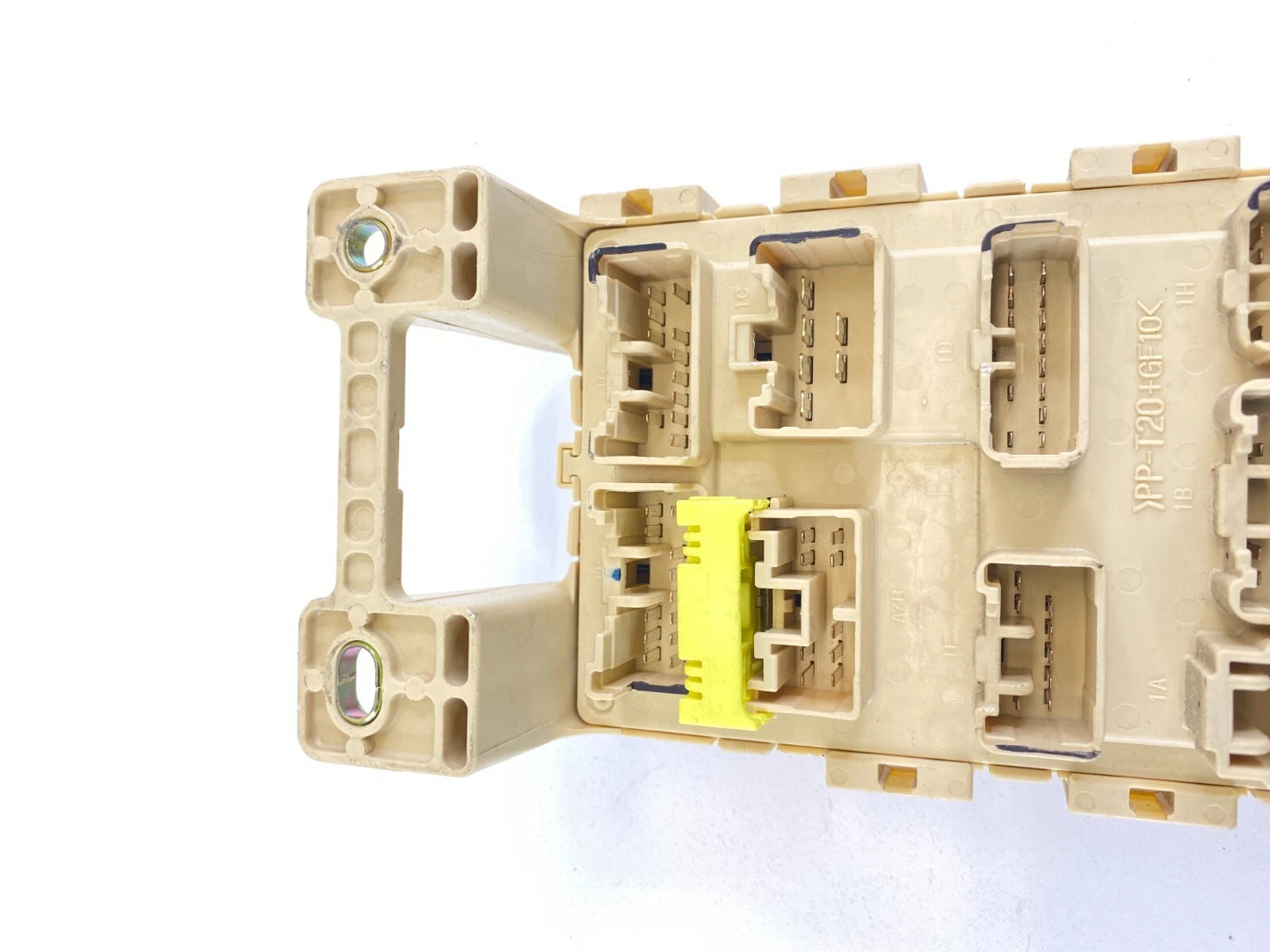 2004-2007 TOYOTA HIGHLANDER 3.3L V6 FWD A/T UNDER DASH FUSE BOX RELAY UNIT OEM