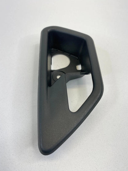 2009 2010 DODGE JOURNEY REAR LEFT INTERIOR DOOR HANDLE BEZEL TRIM 100000257 OEM
