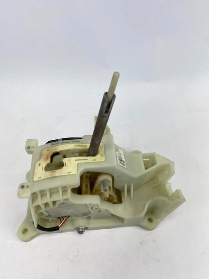 2013-2017 HYUNDAI ELANTRA GT A/T FLOOR GEAR SHIFT SHIFTER ASSEMBLY 46700-A5200