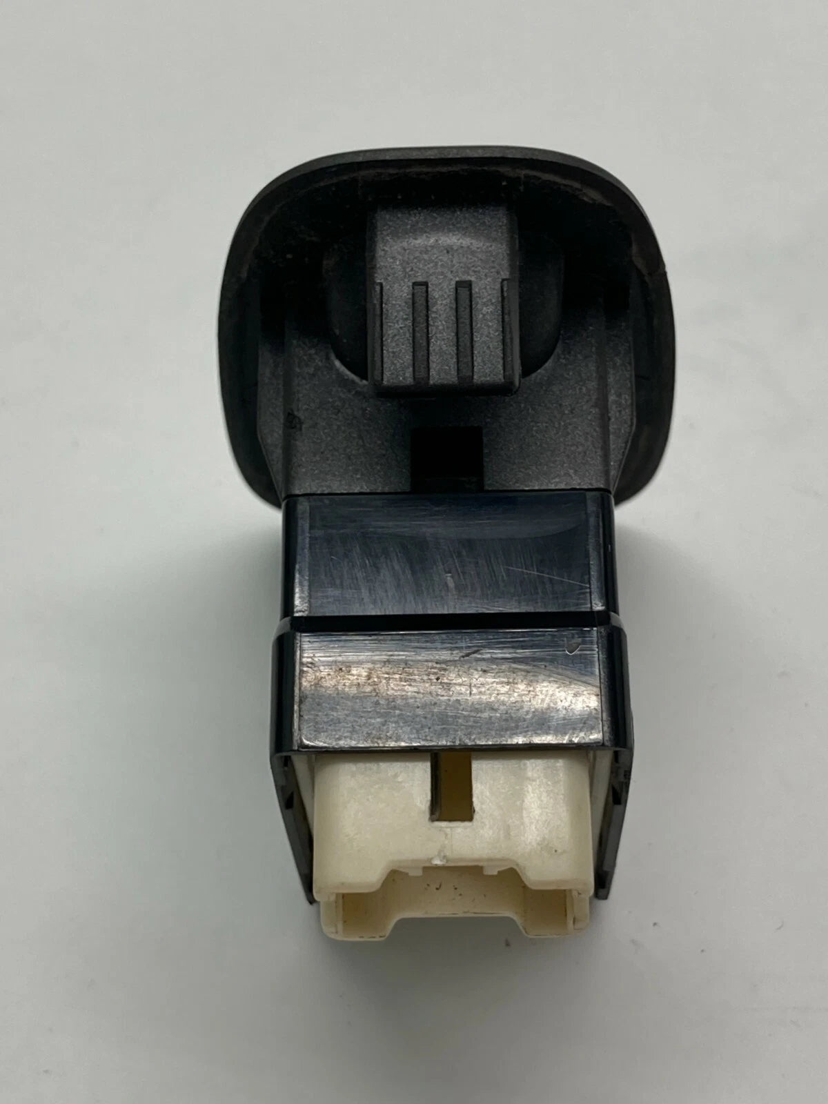 2000 2001 2002 HYUNDAI ACCENT REAR RIGHT SIDE DOOR WINDOW CONTROL SWITCH OEM