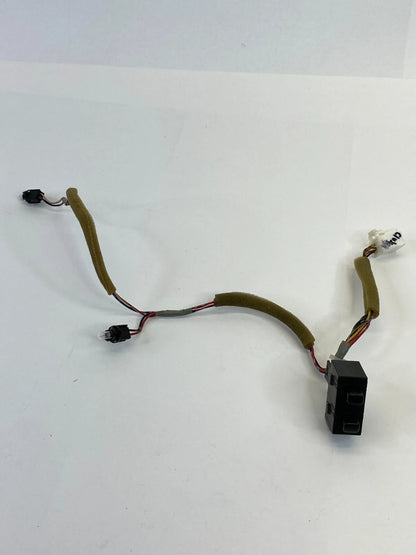 1998-2000 LEXUS GS300 GS 300 FRONT DASH PANEL TRIP RESET BUTTON SWITCH ASSEMBLY