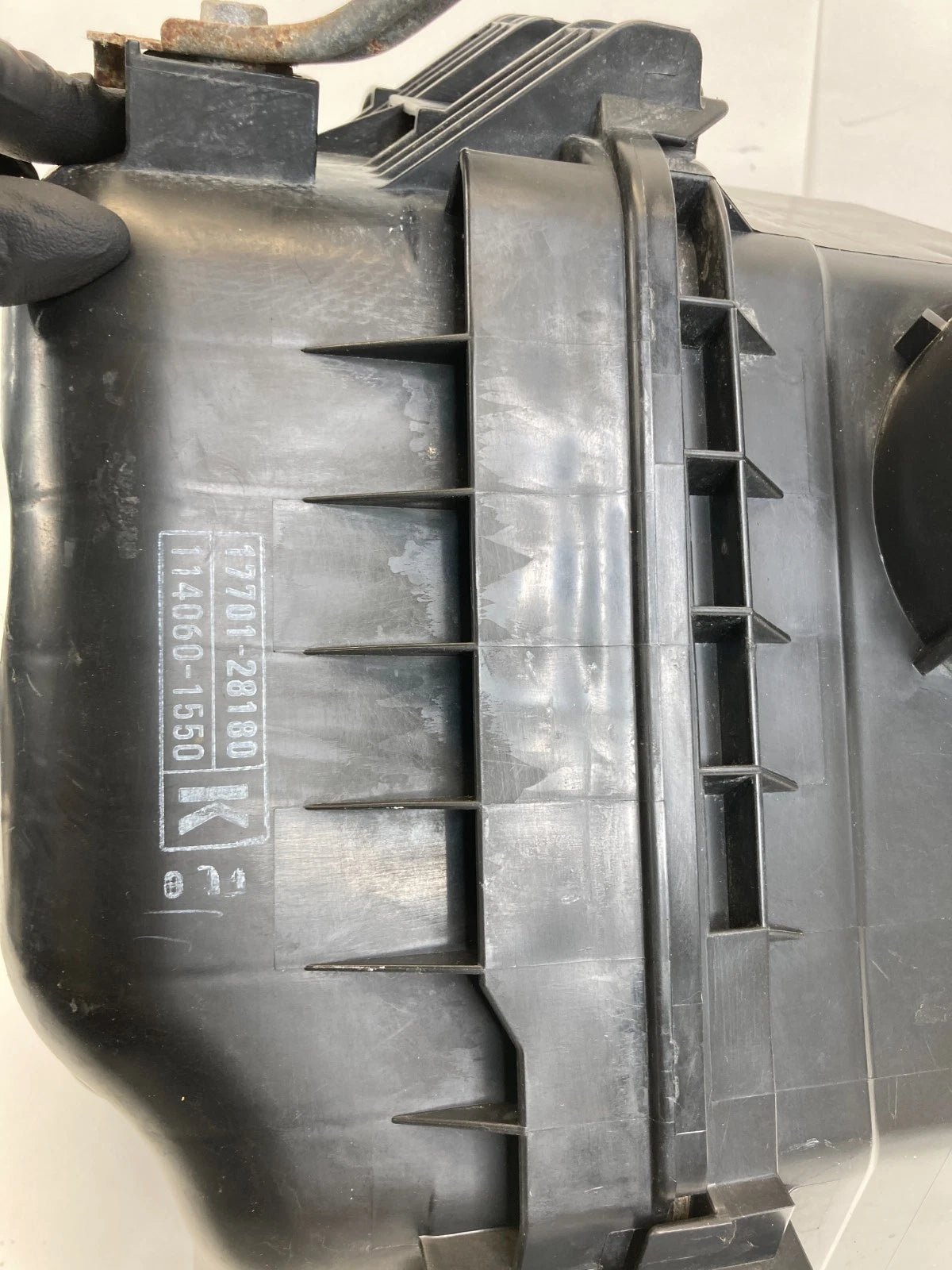 2008-2015 SCION XB AIR INTAKE CLEANER BOX HOUSING FILTER 17701-28180 OEM