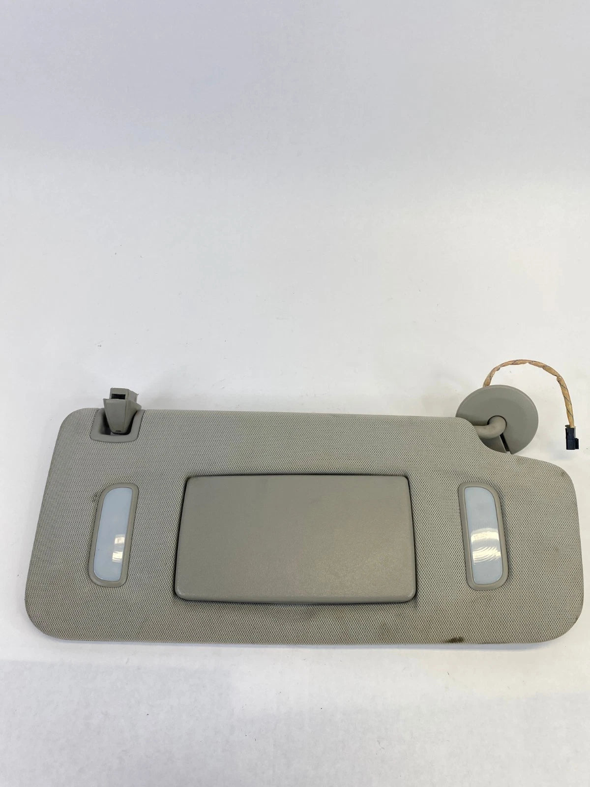 2010-2017 CHEVROLET EQUINOX SUN VISOR ILLUMINATE MIRROR PASSENGER RH OEM FACTORY