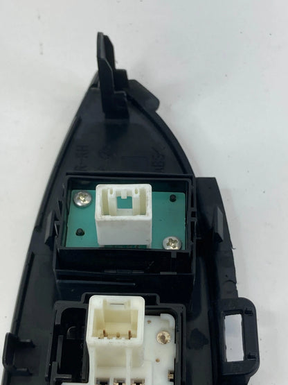 2010-2015 TOYOTA PRIUS FRONT RIGHT DOOR WINDOW & LOCK SWITCH W/BEZEL 74231-47120