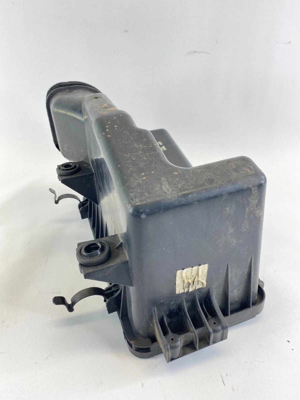 2006-2014 KIA SEDONA 3.5L AIR INTAKE CLEANER BOX LOWER COVER ASSEMBLY OEM