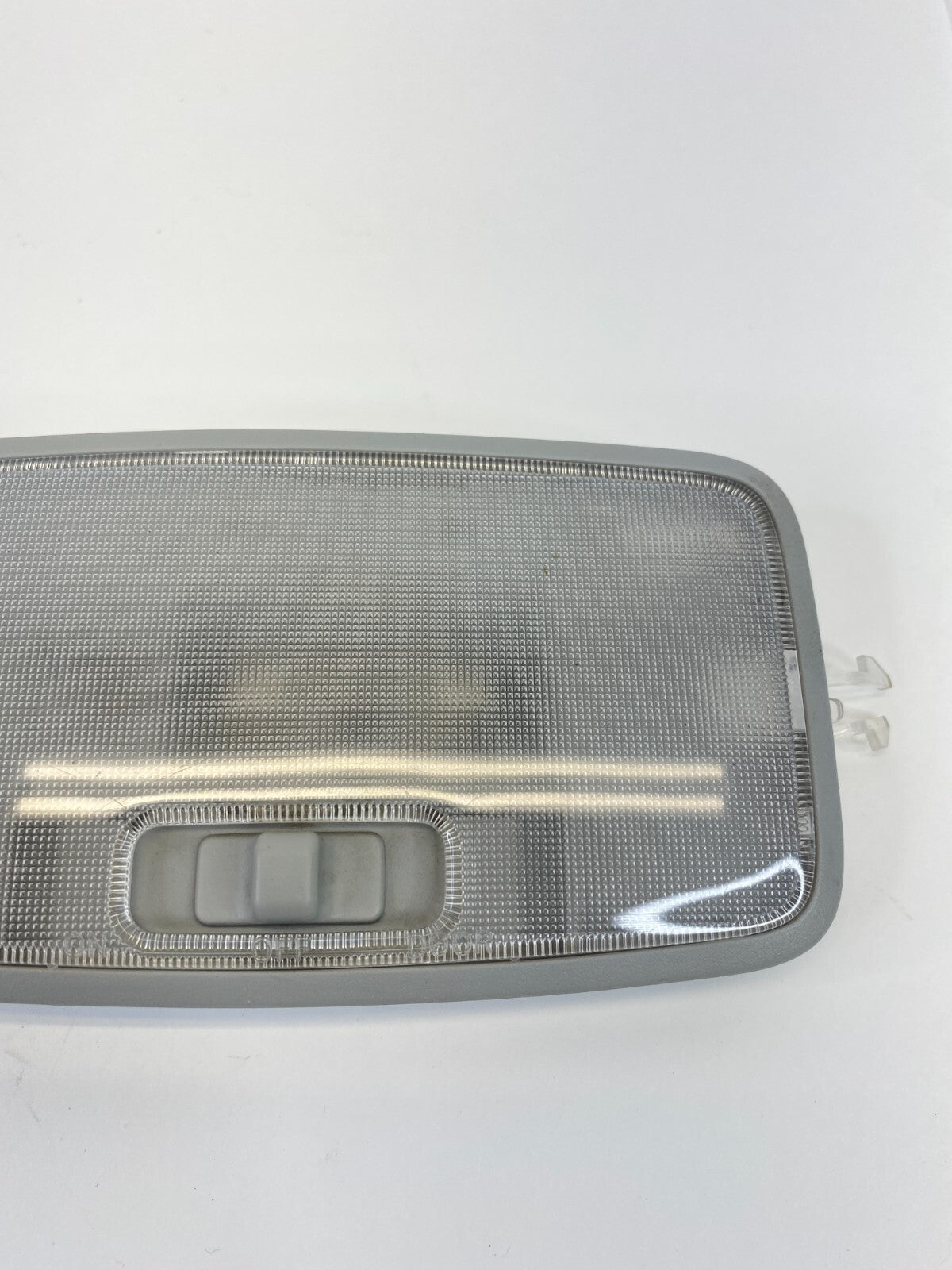 2002-2006 Toyota Camry Roof Overhead Console Dome Map Light 81240-AA020