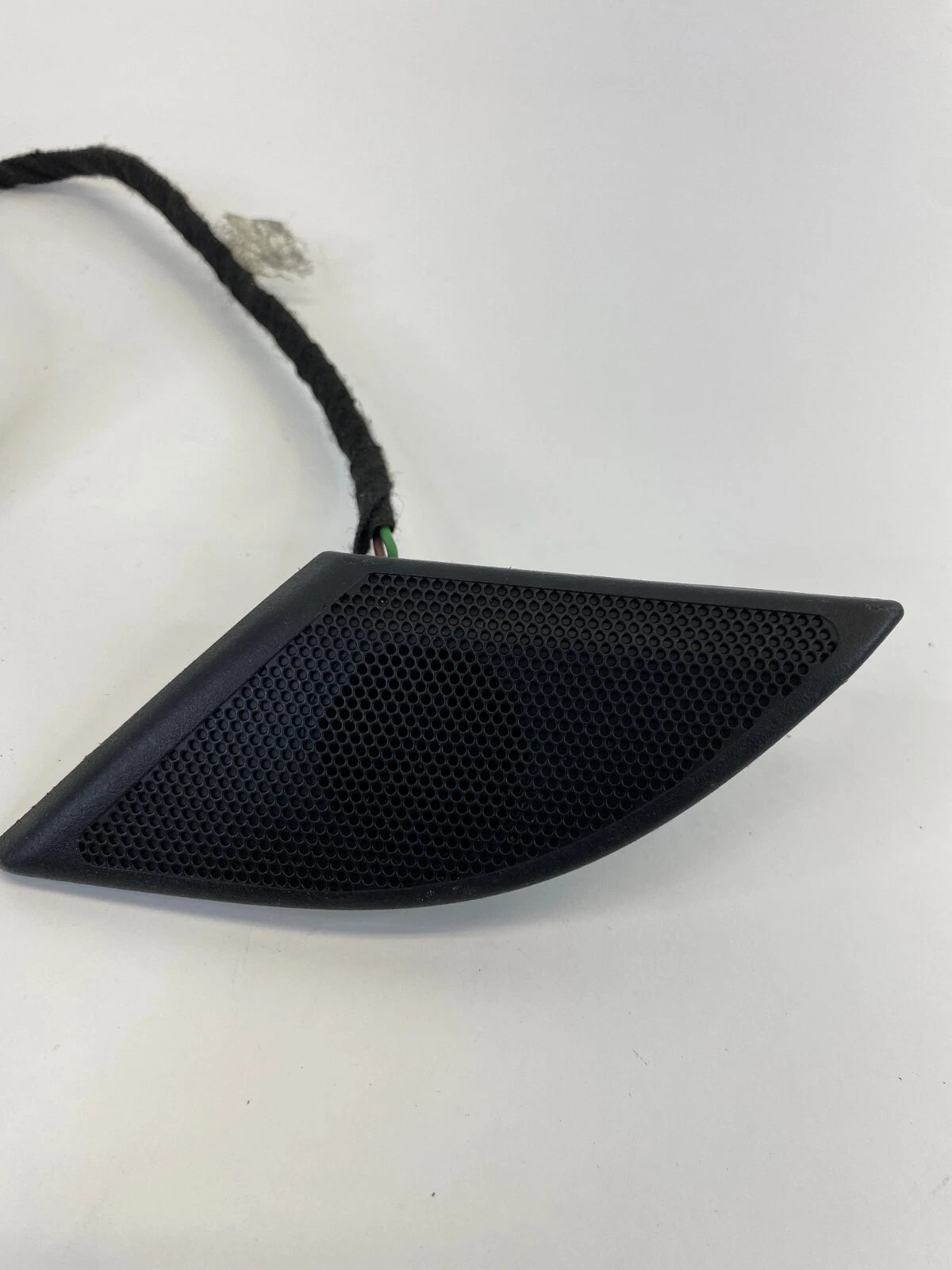 2008-2010 SATURN VUE FRONT RIGHT DOOR UPPER AUDIO TWEETER W/GRILLE 96673603