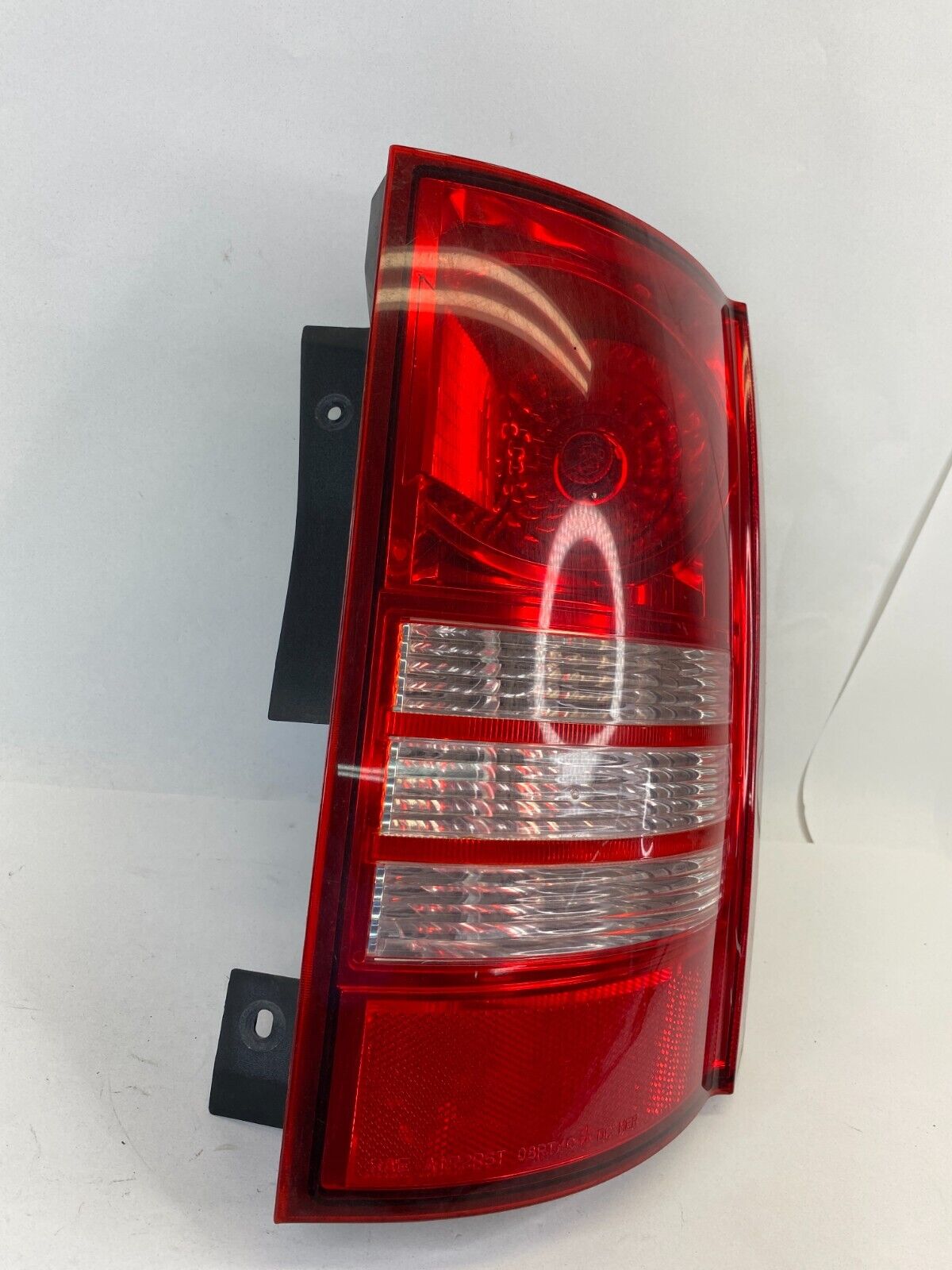 2008 2009 2010 Chrysler Town & Country Rear Right Passenger Tail Light Taillight