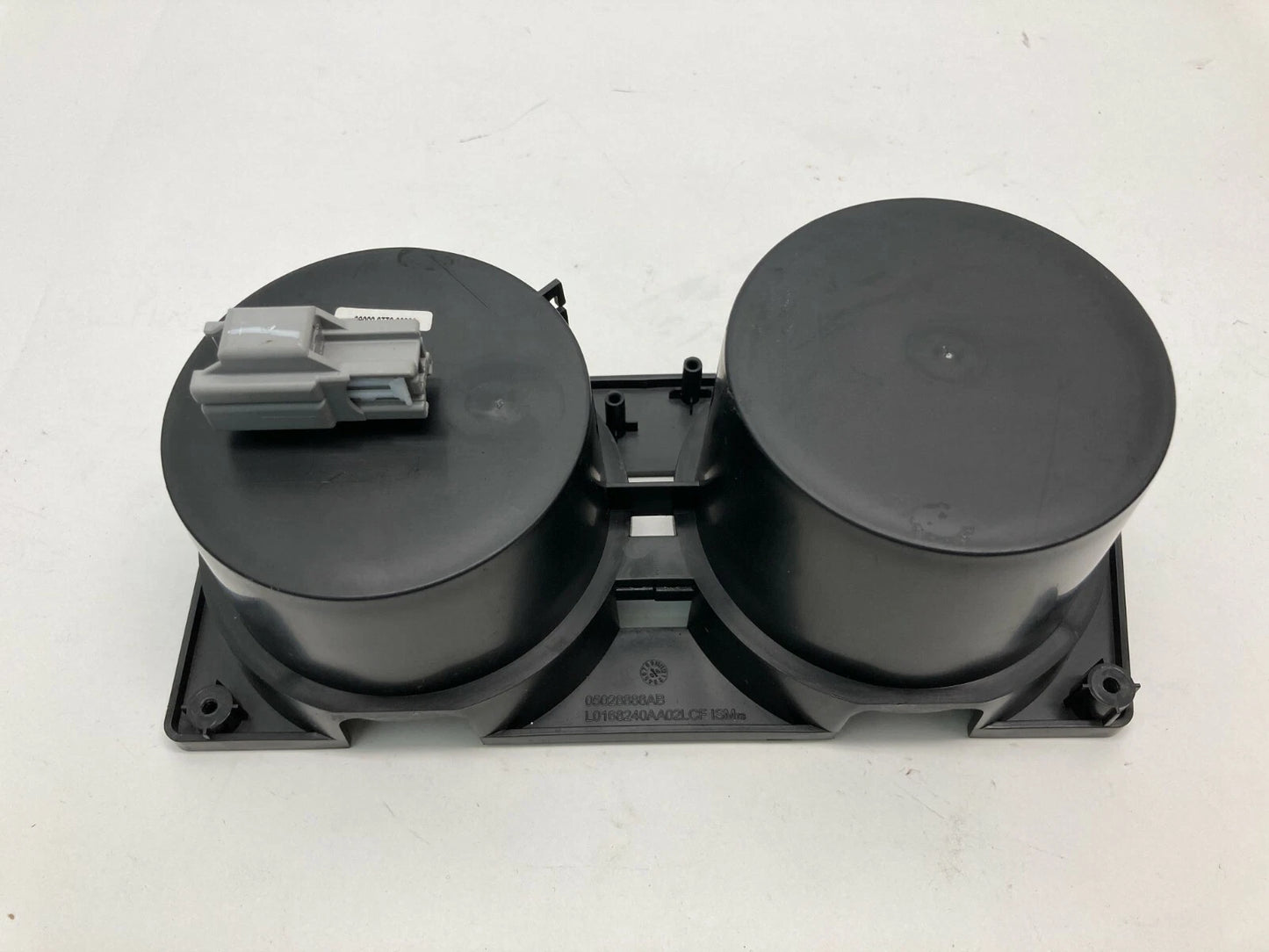 2009-2017 JEEP COMPASS CENTER CONSOLE CUP HOLDER CUPHOLDER 05028888AB OEM