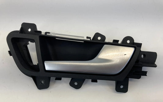 2009-2016 AUDI A4 FRONT RIGHT SIDE INTERIOR DOOR HANDLE ASSEMBLY 8K0-837-020 OEM