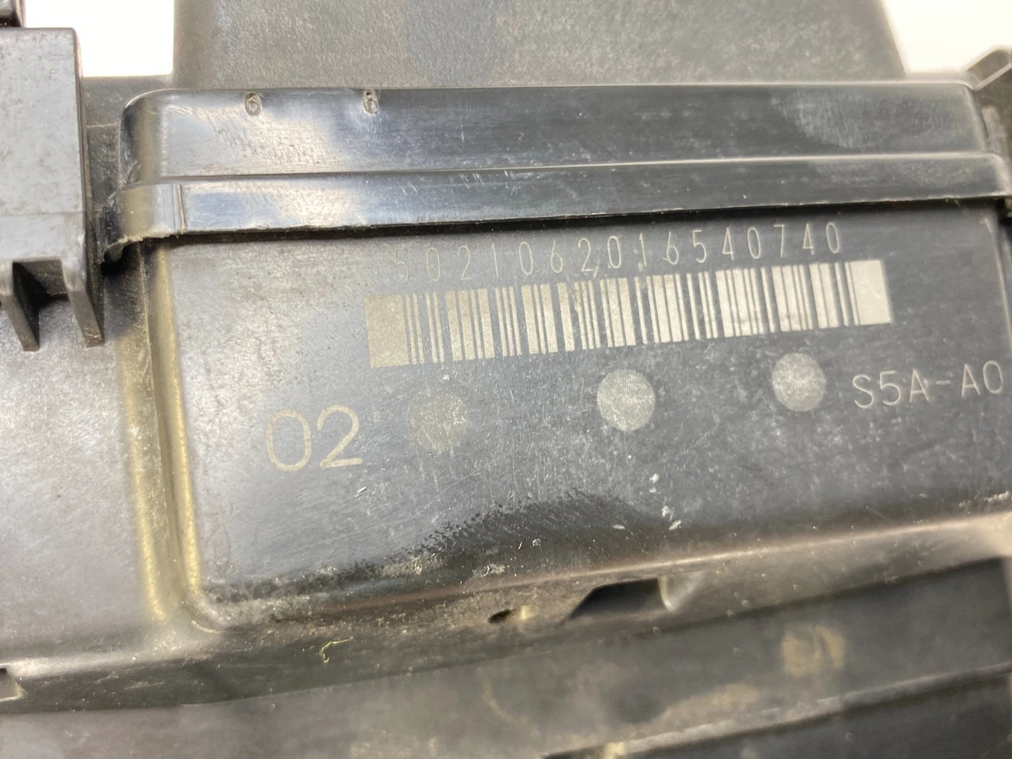 01-05 HONDA CIVIC 1.7L UNDER HOOD ENGINE FUSE RELAY BOX FUSE BOX S5A-A0