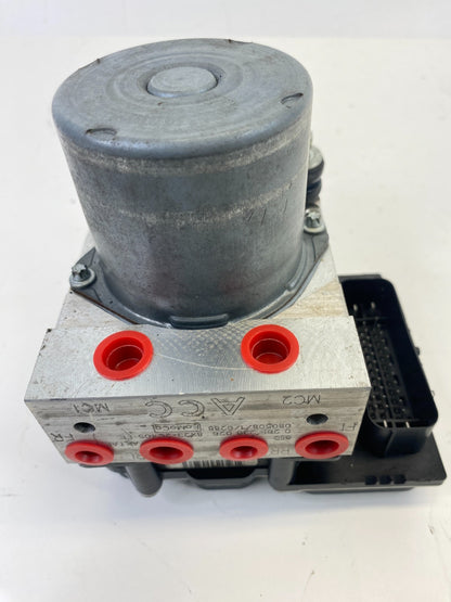 2009 2010 Jaguar XF 4.2L A/T RWD ABS Anti Lock Brake Pump Module 8X23-2C405-FE