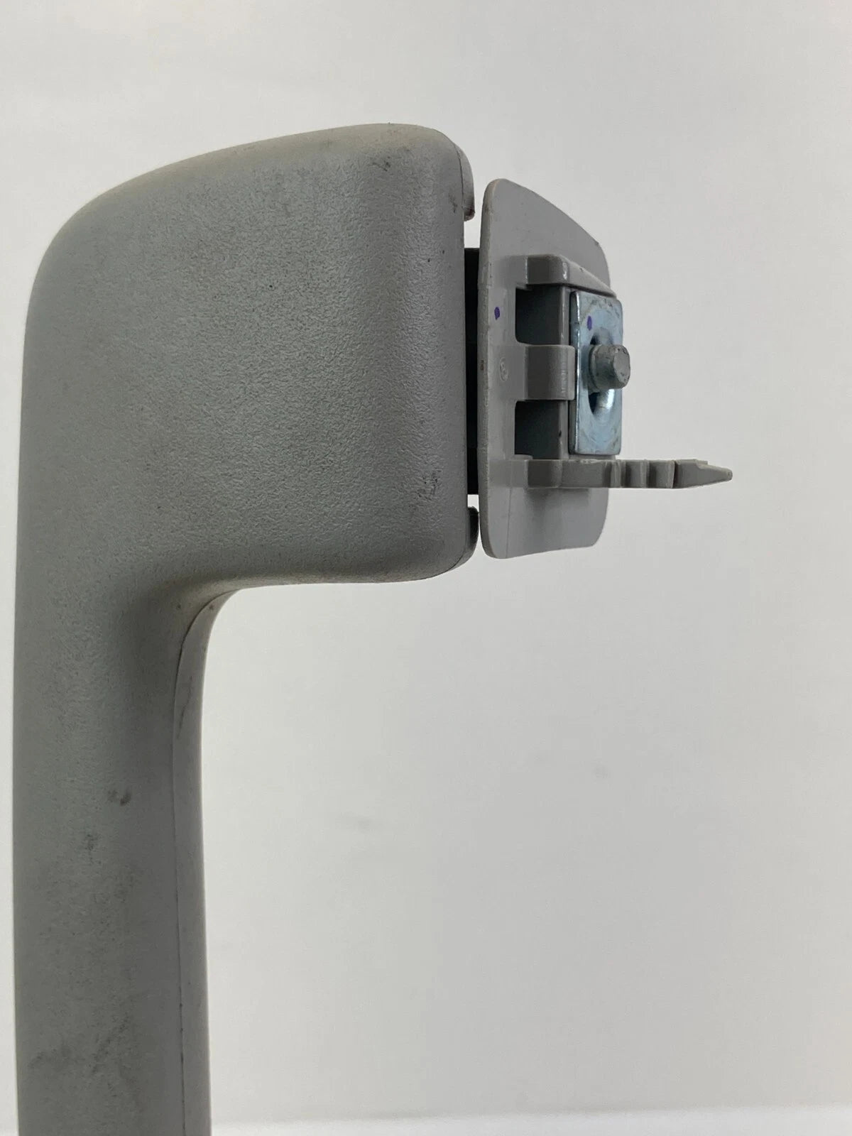 2006-2011 BUICK LUCERNE FRONT LEFT SIDE ROOF INTERIOR GRAB GRIP HANDLE ASSIST