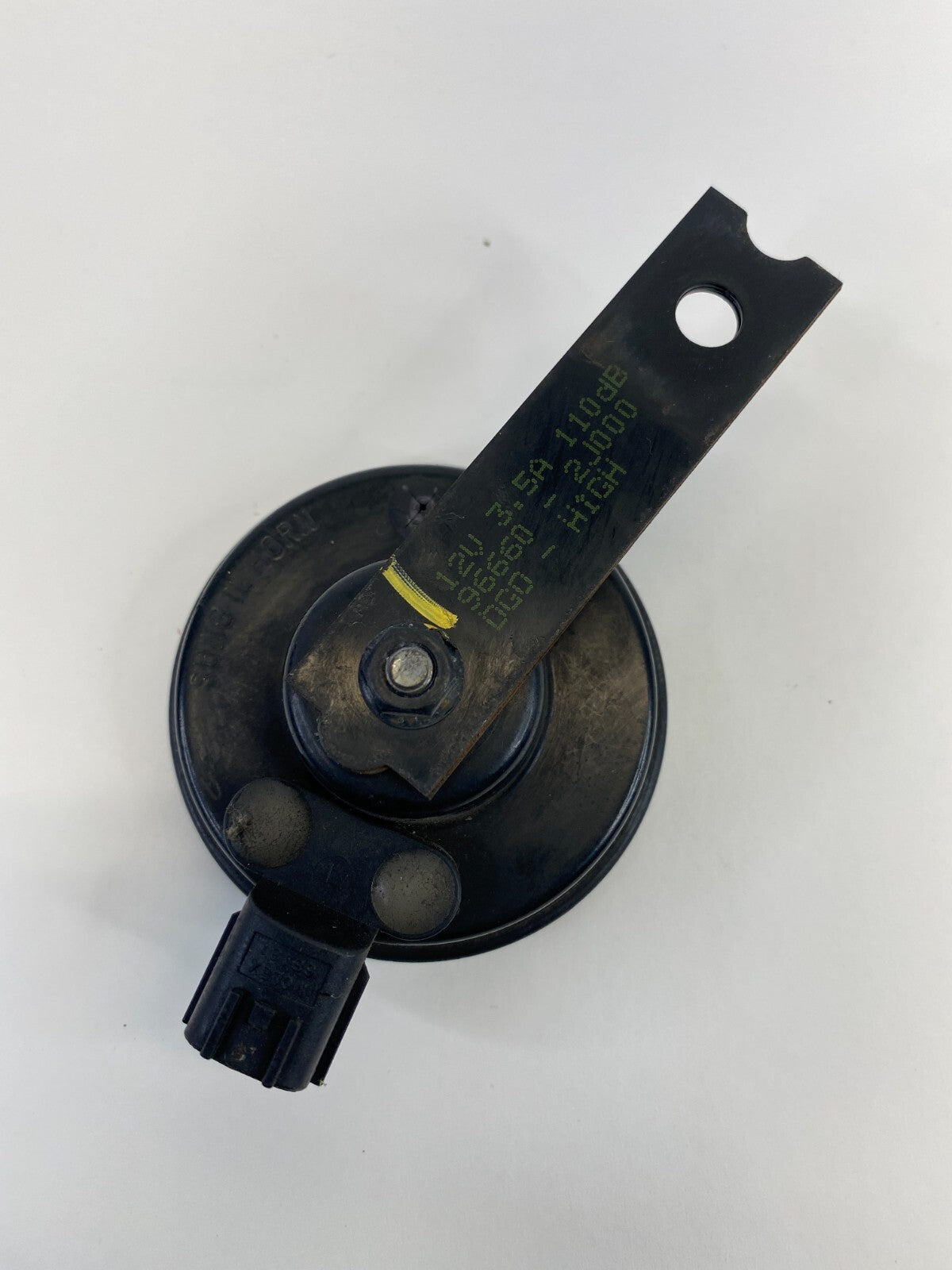 2009-2011 Kia Borrego High Note Horn Tone Signal Alarm Siren 96660-2J000 OEM