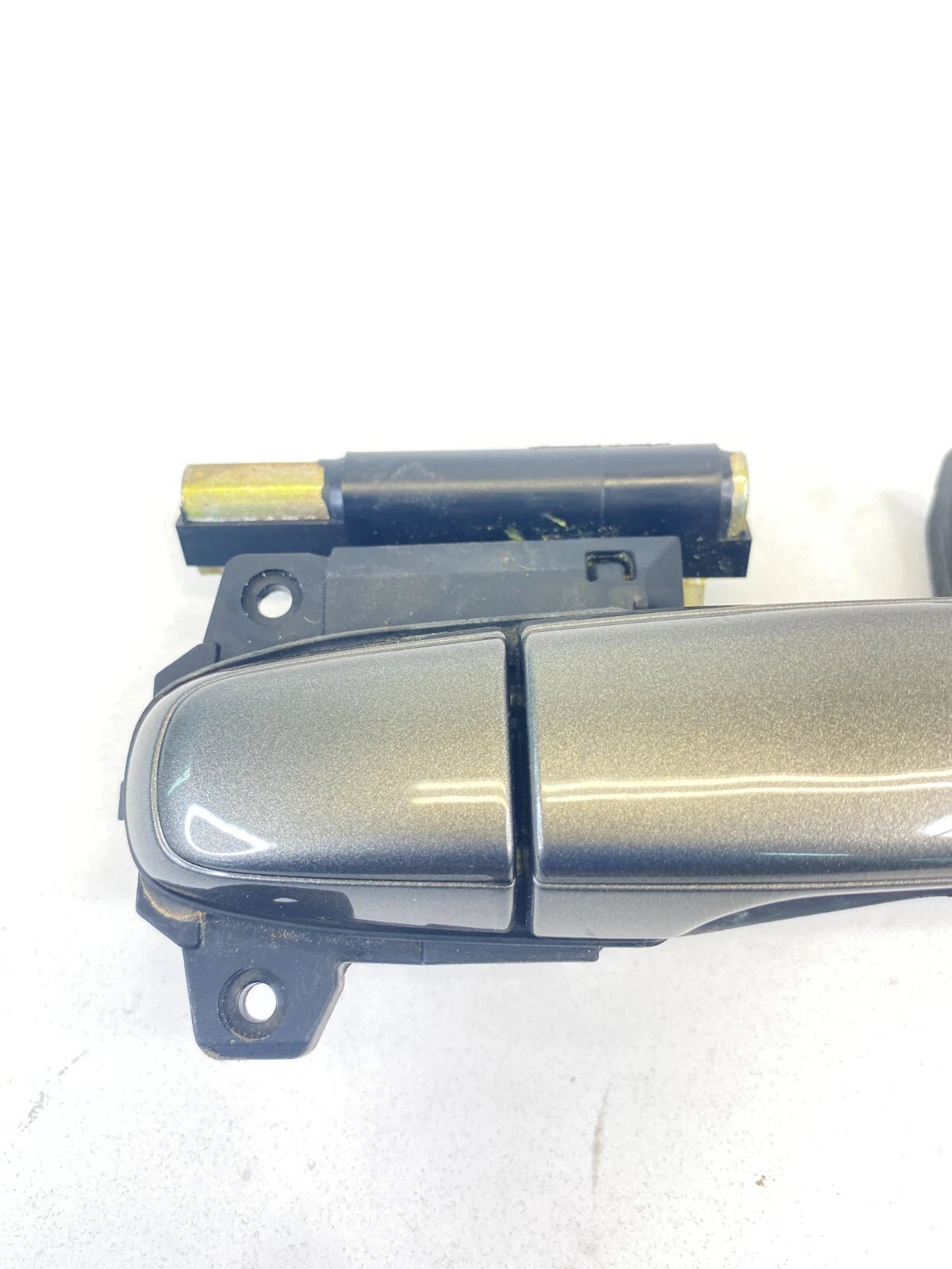 2005-2012 TOYOTA AVALON FRONT RIGHT PASSENGER EXTERIOR DOOR HANDLE ASSEMBLY OEM