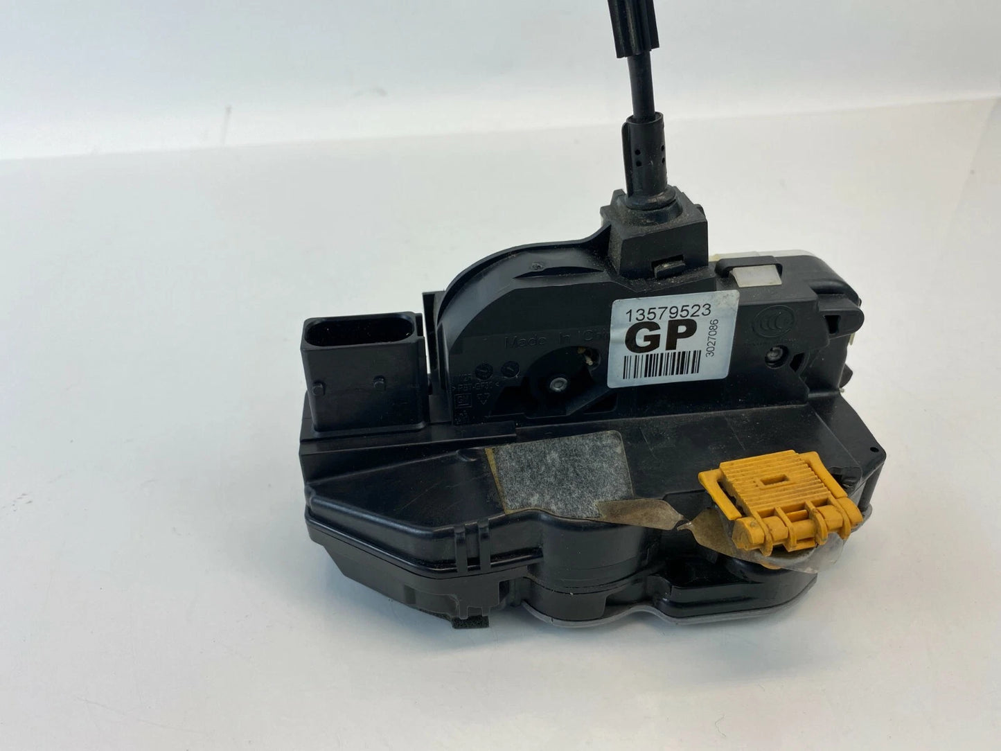 11-16 CHEVY CRUZE 13-15 MALIBU FRONT RIGHT SIDE DOOR LOCK LATCH 13579523 OEM