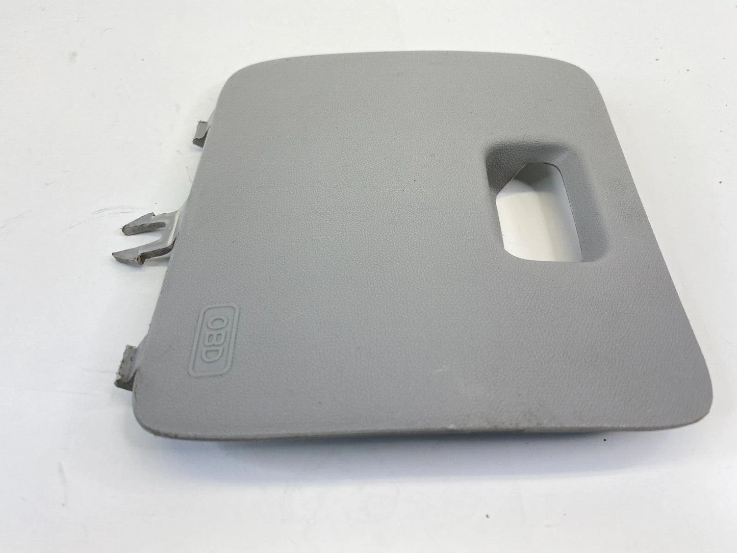 2006-2011 HYUNDAI ACCENT DASH INTERIOR FUSE BLOCK COVER LID 84756-1E100 OEM