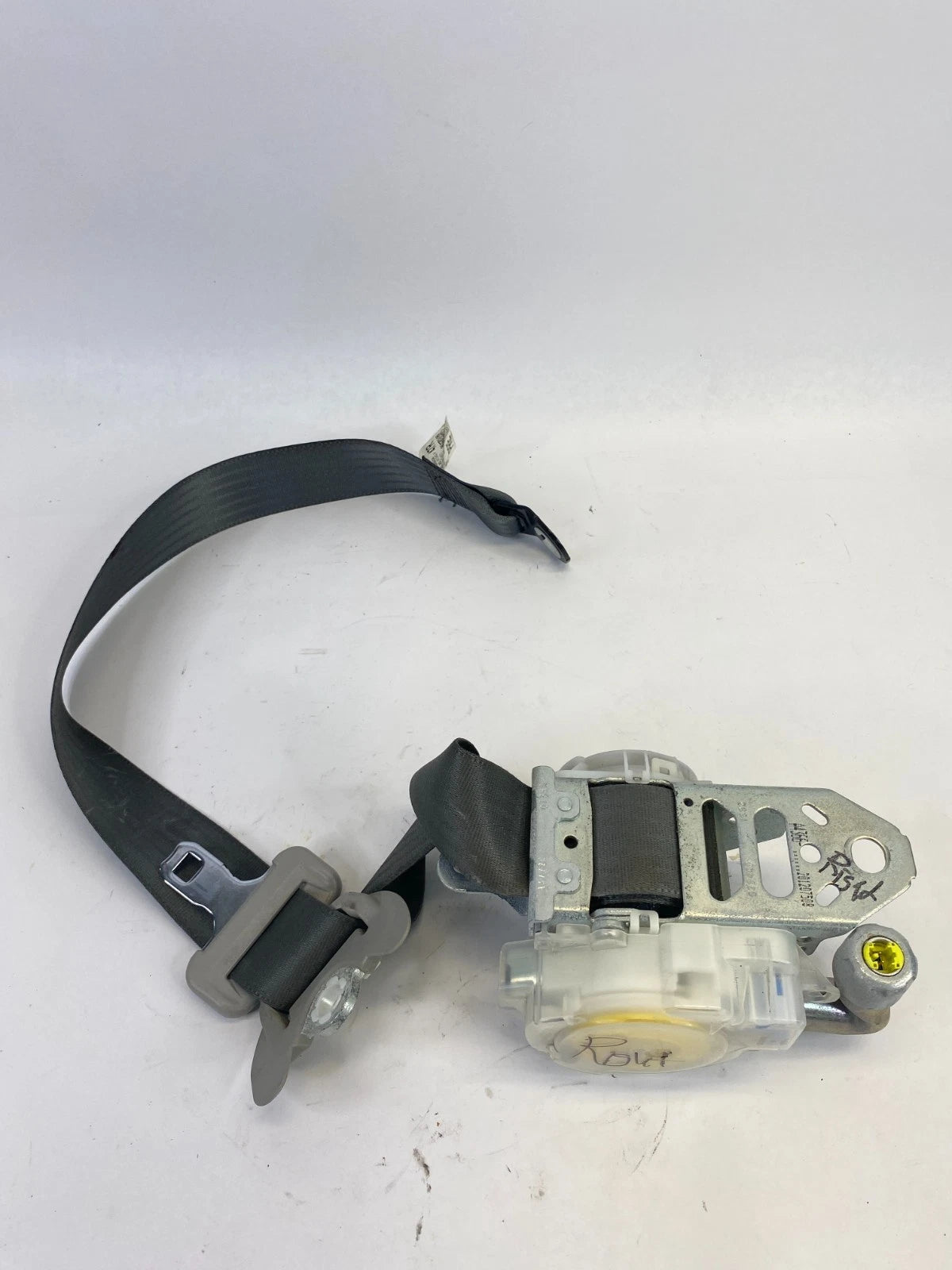 2009-2015 TOYOTA VENZA FRONT RIGHT PASSENGER SEAT BELT RETRACTOR GRAY OEM