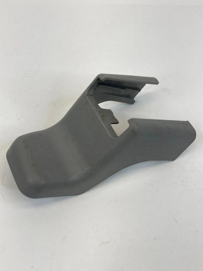 07-11 TOYOTA CAMRY FRONT RIGHT SIDE SEAT RAIL TRACK END COVER TRIM 72137-06040