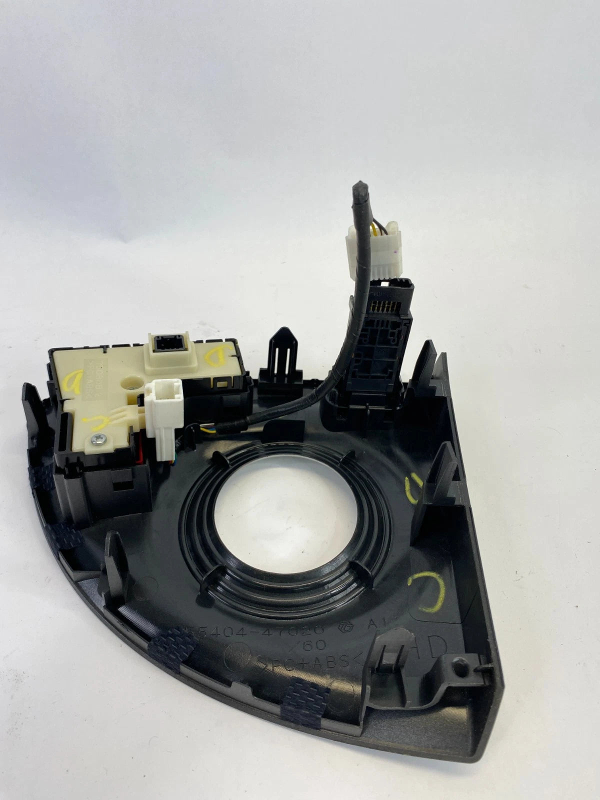 10-15 TOYOTA PRIUS 1.8L GEAR SHIFTER TRIM PANEL BEZEL W/ SWITCH 55404-47020 OEM