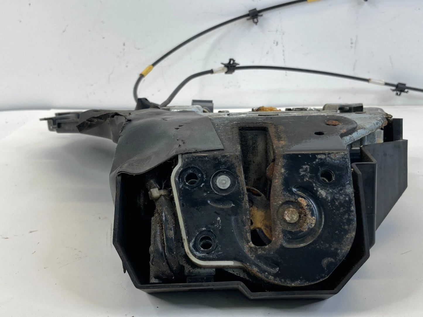 2005-2010 HONDA ODYSSEY REAR LEFT SLIDING POWER DOOR LOCK LATCH ACTUATOR MOTOR