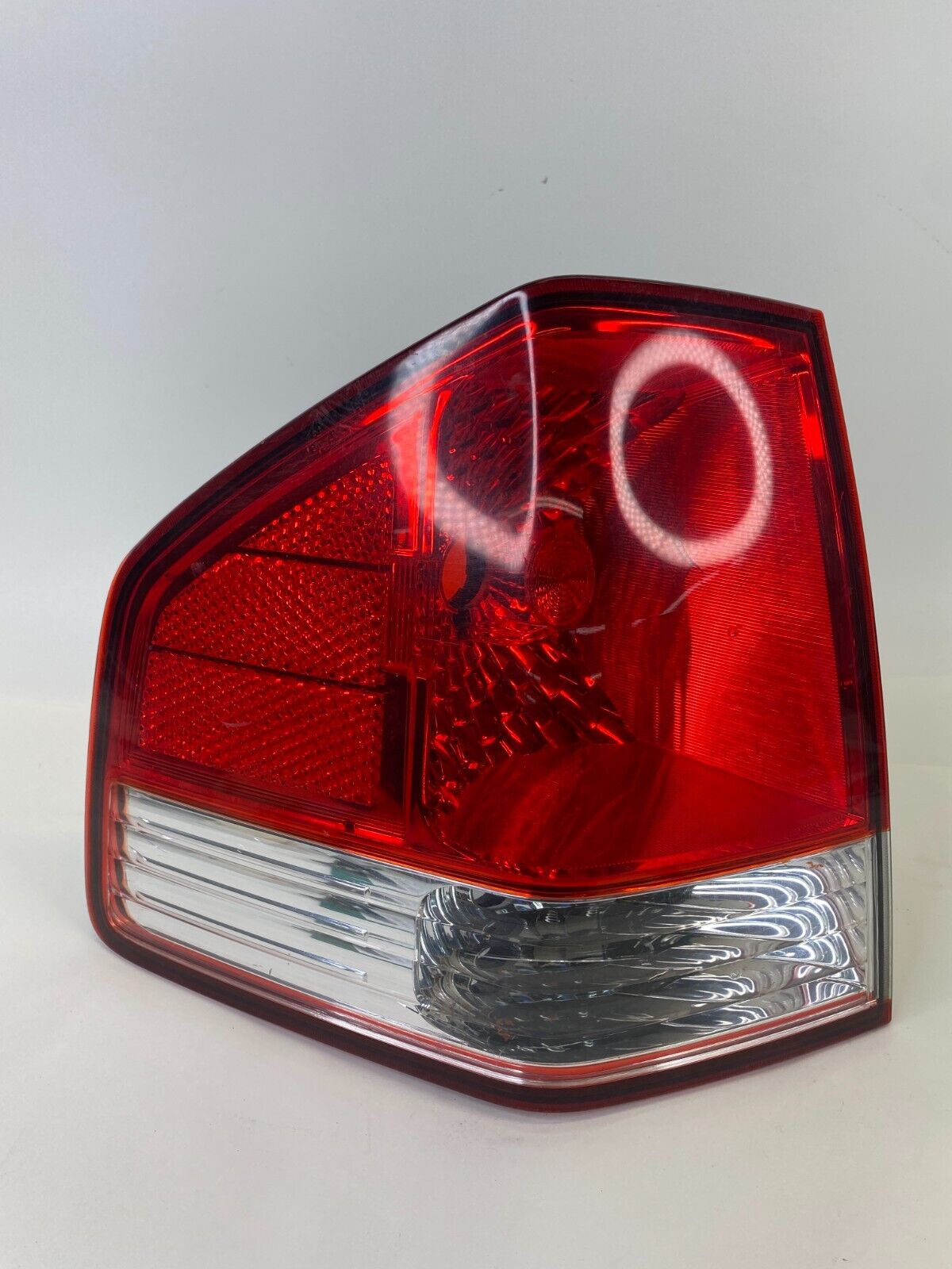 2009 Kia Borrego Rear Left Driver Outer Tail Light Taillight 92401-2J0L OEM