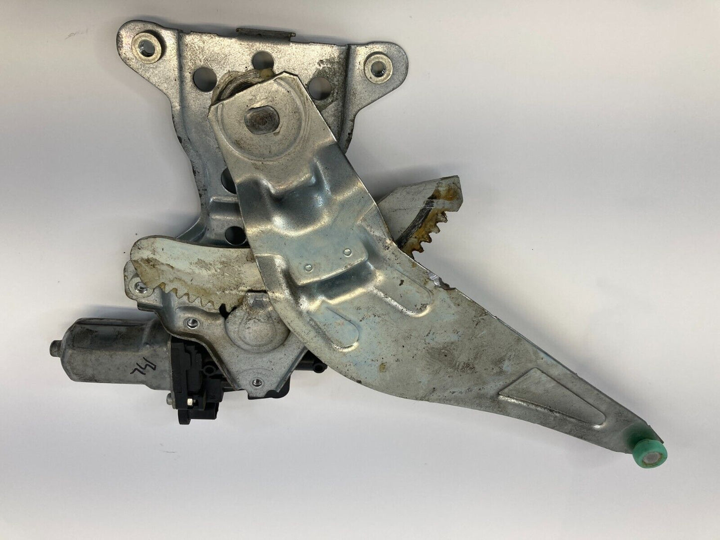 2007-2013 Suzuki SX4 Hatchback Rear Left Window Motor & Regulator 83560-79J00