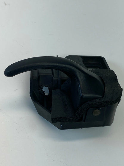 99-03 FORD WINDSTAR FRONT LEFT DRIVER SIDE INTERIOR DOOR HANDLE F58B-1621819-AEW