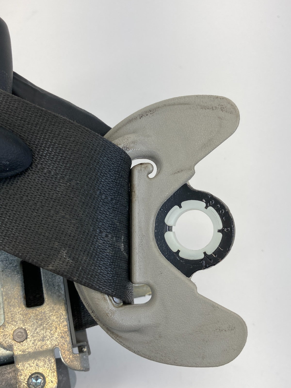 2013 Infiniti JX35 Front Right Passenger Side Seat Belt Retractor 2450474-AC OEM