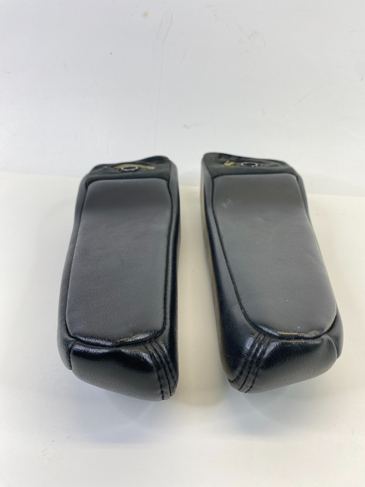 2008-2012 Buick Enclave 2nd Row Rear Left & Right Seat Armrest Arm Rest Pair