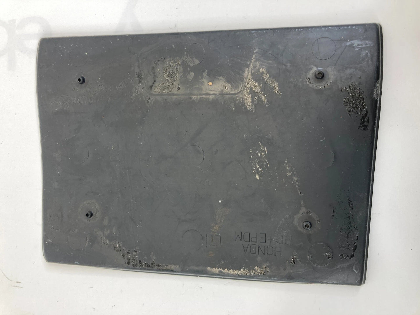 2001-2006 ACURA MDX FRONT CENTER CONSOLE TRAY LINING INSERT RUBBER MAT ASSY OEM