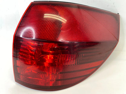 2004 2005 TOYOTA SIENNA PASSENGER RIGHT REAR TAIL LIGHT LAMP UNIT 81550AE010 OEM