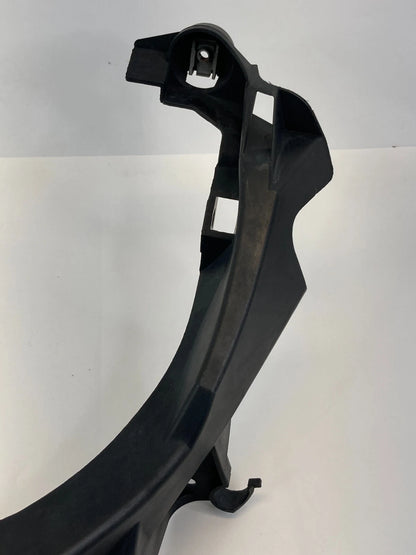 2006 BMW 325XI 330I 330XI SEDAN HEADLIGHT MOUNT BRACKET OEM 51647116707