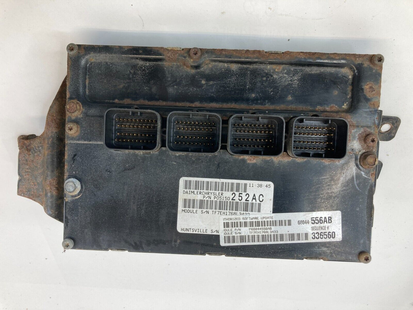 08-10 Chrysler Town & Country 3.8L AT Engine Computer Control Module 05150252AC