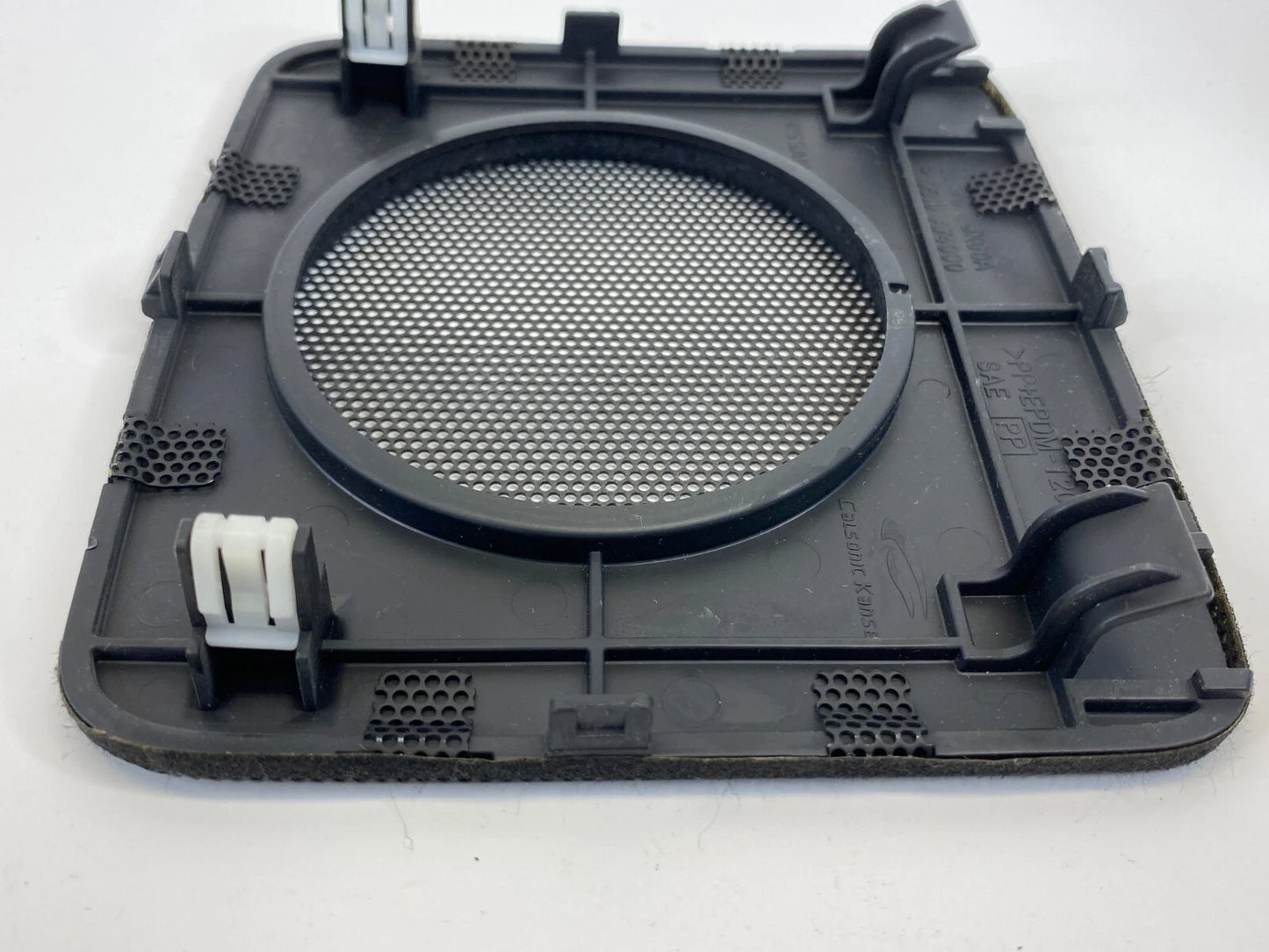 2007 2008 INFINITI G35 CENTER DASH SPEAKER GRILLE COVER BEZEL 28176-JK00A OEM