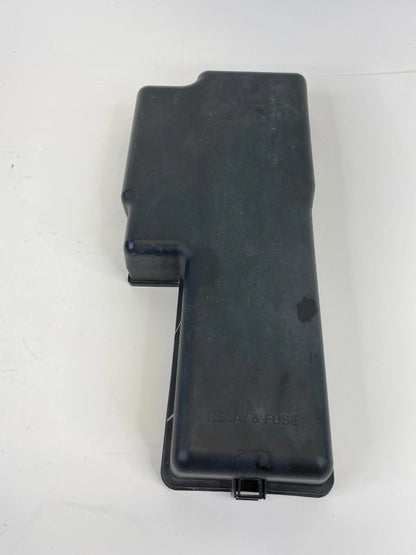 02 03 LEXUS ES300 UNDER HOOD ENGINE BAY FUSE BOX UPPER COVER LID ONLY 7154-8036