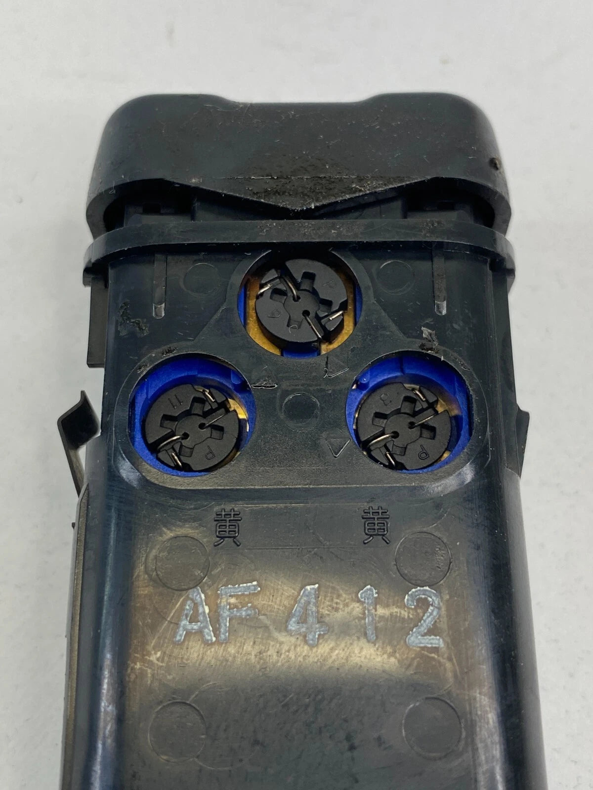 2004 2005 HONDA PILOT EX SUV 4-DR FRONT RIGHT HEATED CONTROL SWITCH ASSEMBLY OEM