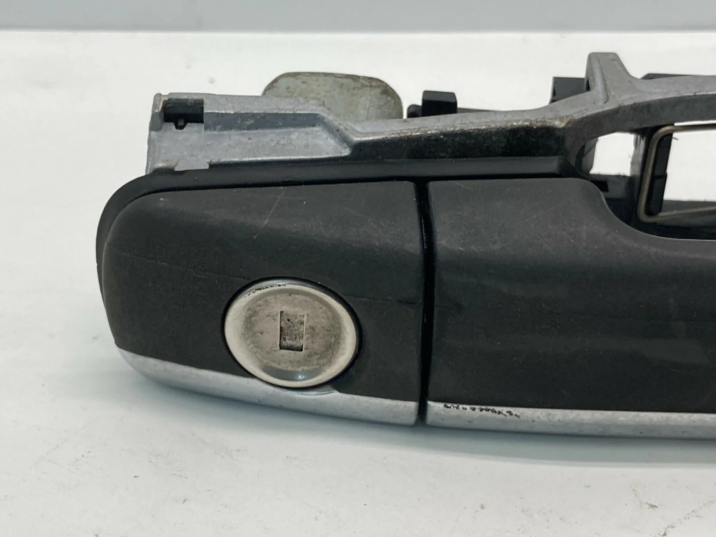 94-97 MERCEDES-BENZ C 280 C 220 FRONT RIGHT SIDE EXTERIOR DOOR HANDLE ASSEMBLY