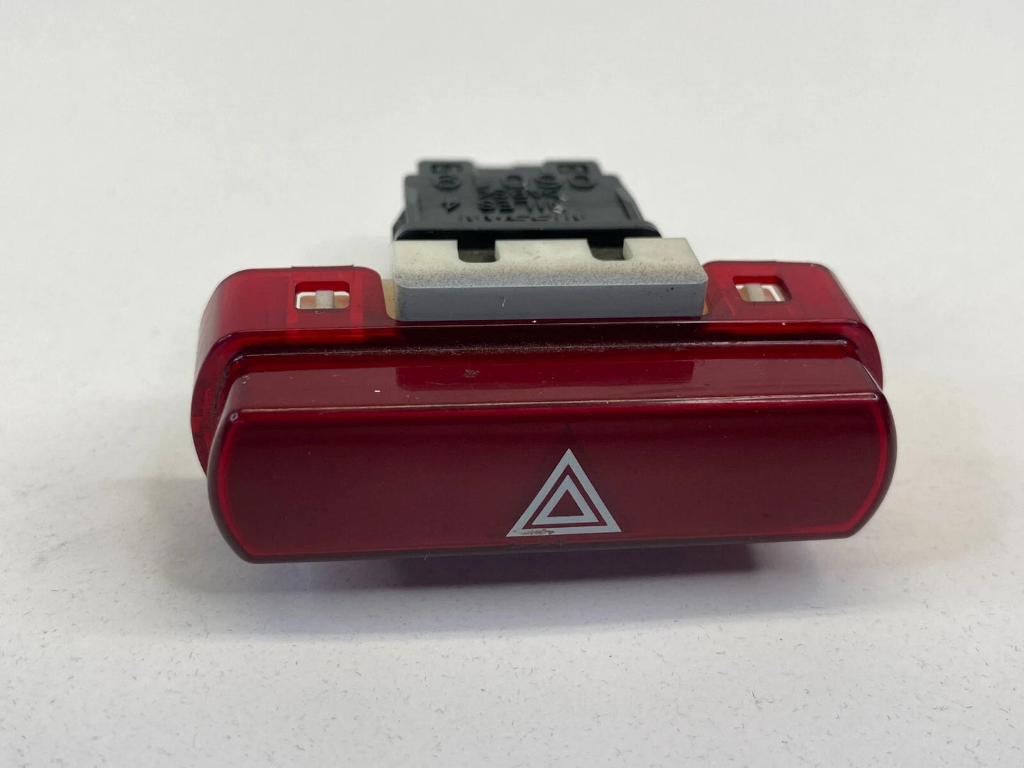 08-13 SUBARU FORESTER 09-14 IMPREZA CENTER DASH HAZARD EMERGENCY LIGHT SWITCH