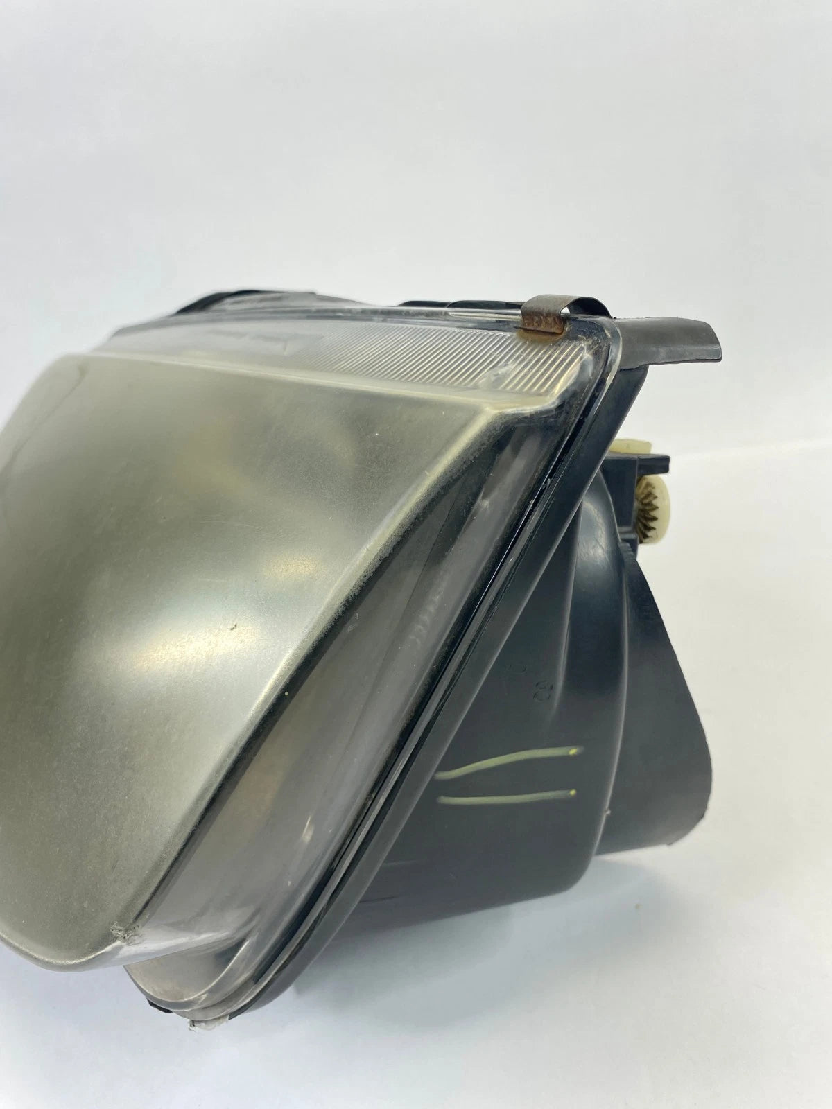2004 2005 VOLKSWAGEN JETTA FRONT LEFT DRIVER SIDE HEADLIGHT OEM FACTORY 96359600