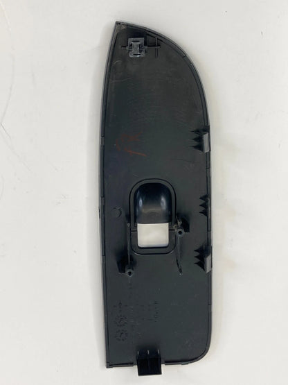 2002-2006 HONDA CR-V CRV FRONT RIGHT WINDOW SWITCH BEZEL TRIM COVER 83510-S9A-A0