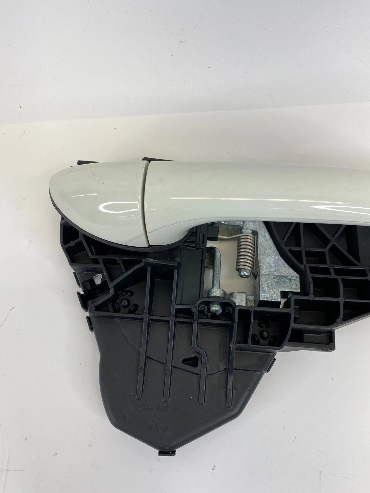 08-11 MERCEDES ML350 FRONT RIGHT PASSENGER EXTERIOR DOOR HANDLE 1647601834