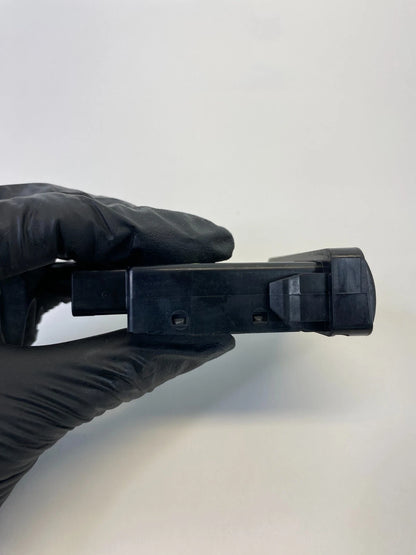 04 05 06 07 08 09 TOYOTA PRIUS PARKING PARK BRAKE CONTROL SWITCH BUTTON 15A685