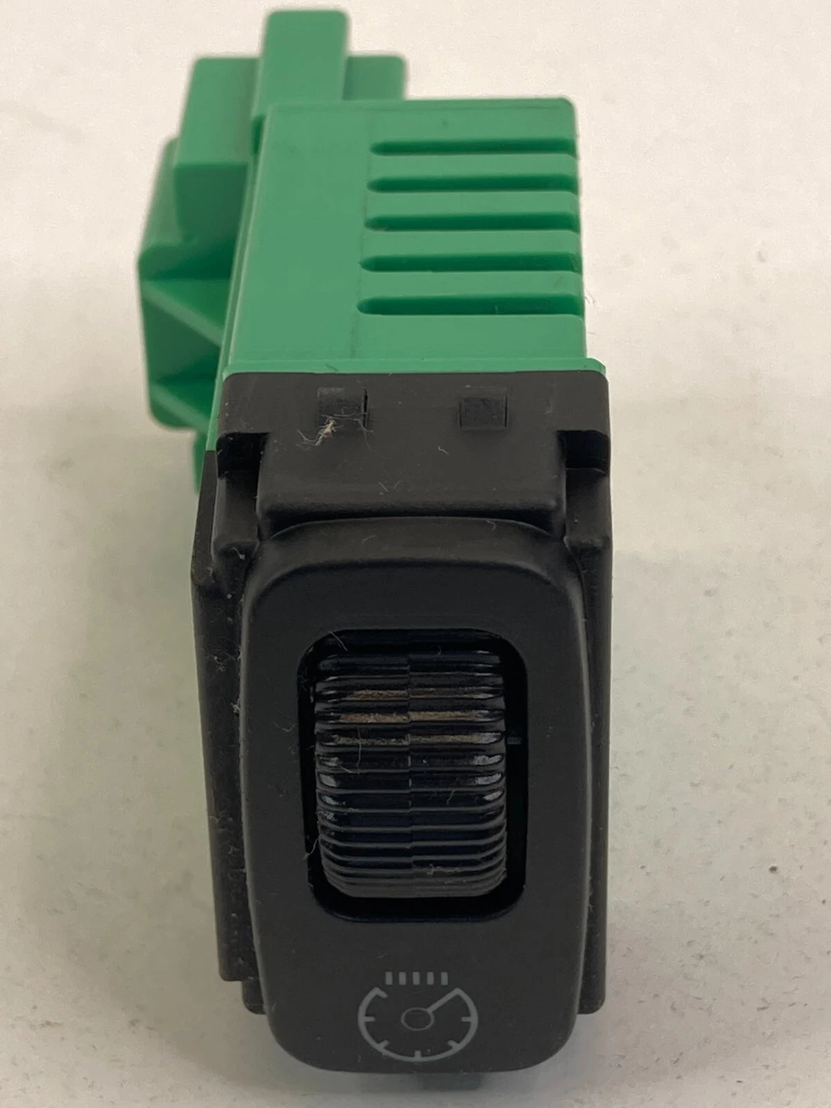 2004-2008 MITSUBISHI ENDEAVOR FRONT LEFT DASH DIMMER LIGHT RHEOSTAT SWITCH OEM