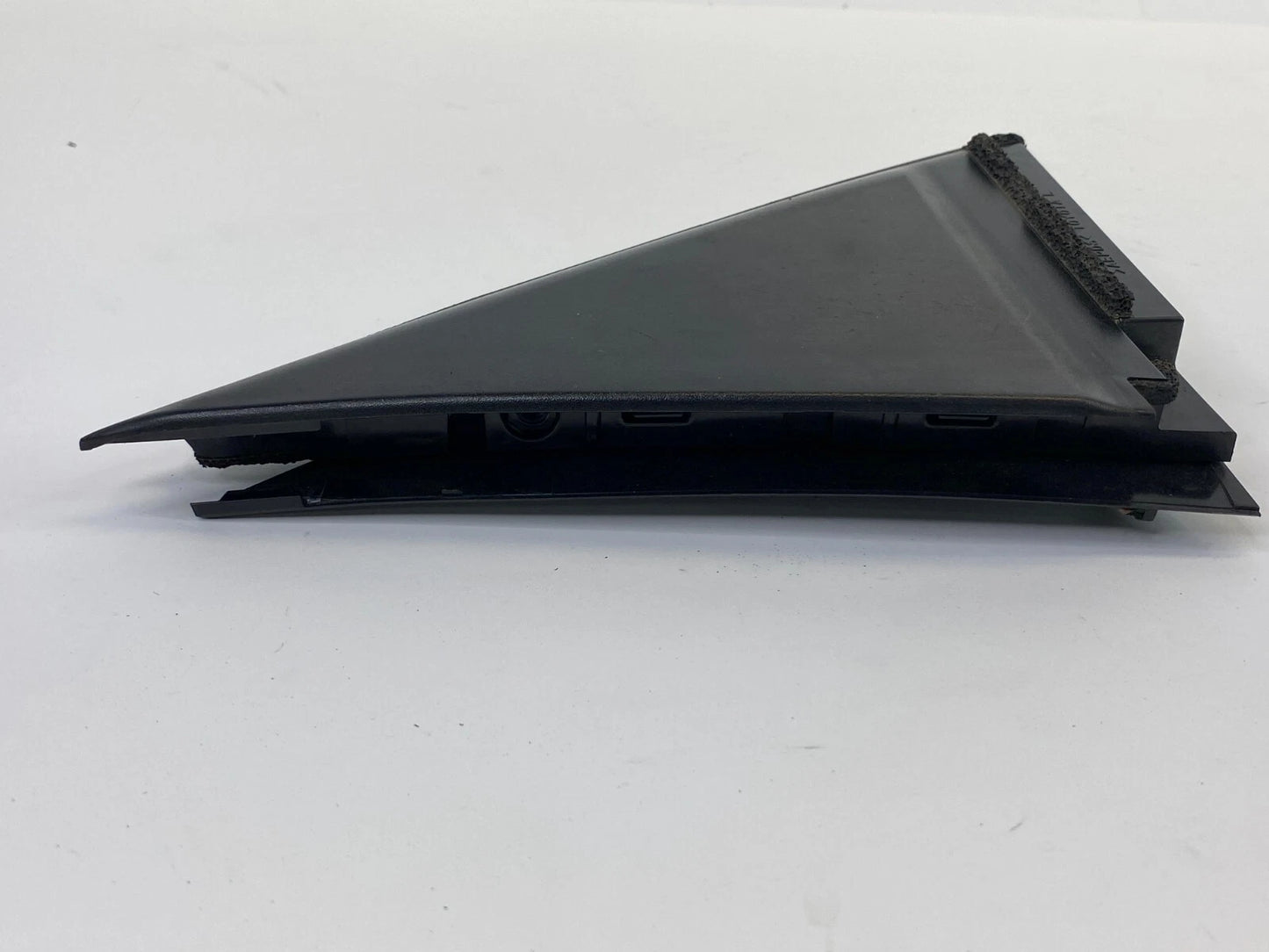 2010-2015 TOYOTA PRIUS REAR LEFT DOOR OUTER CORNER COVER MOLDING OEM 67488-47040