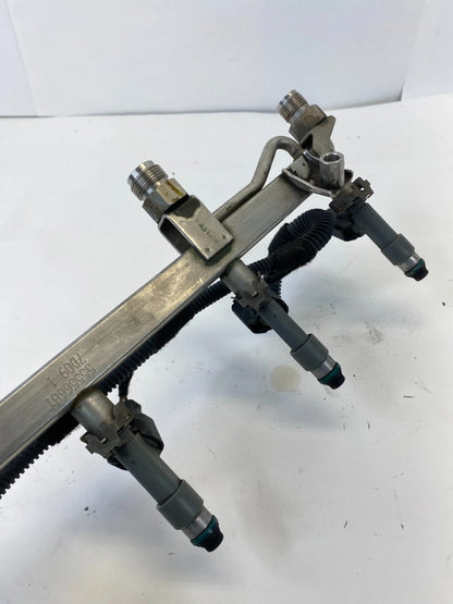 07 08 09 10 11 SAAB 9-3 93 ENGINE FUEL INJECTOR INJECTION RAIL 55556681 OEM